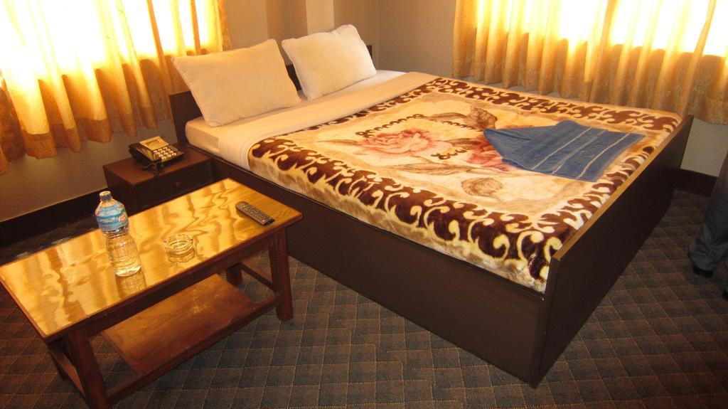Hotel Aagaman Katmandu Dış mekan fotoğraf