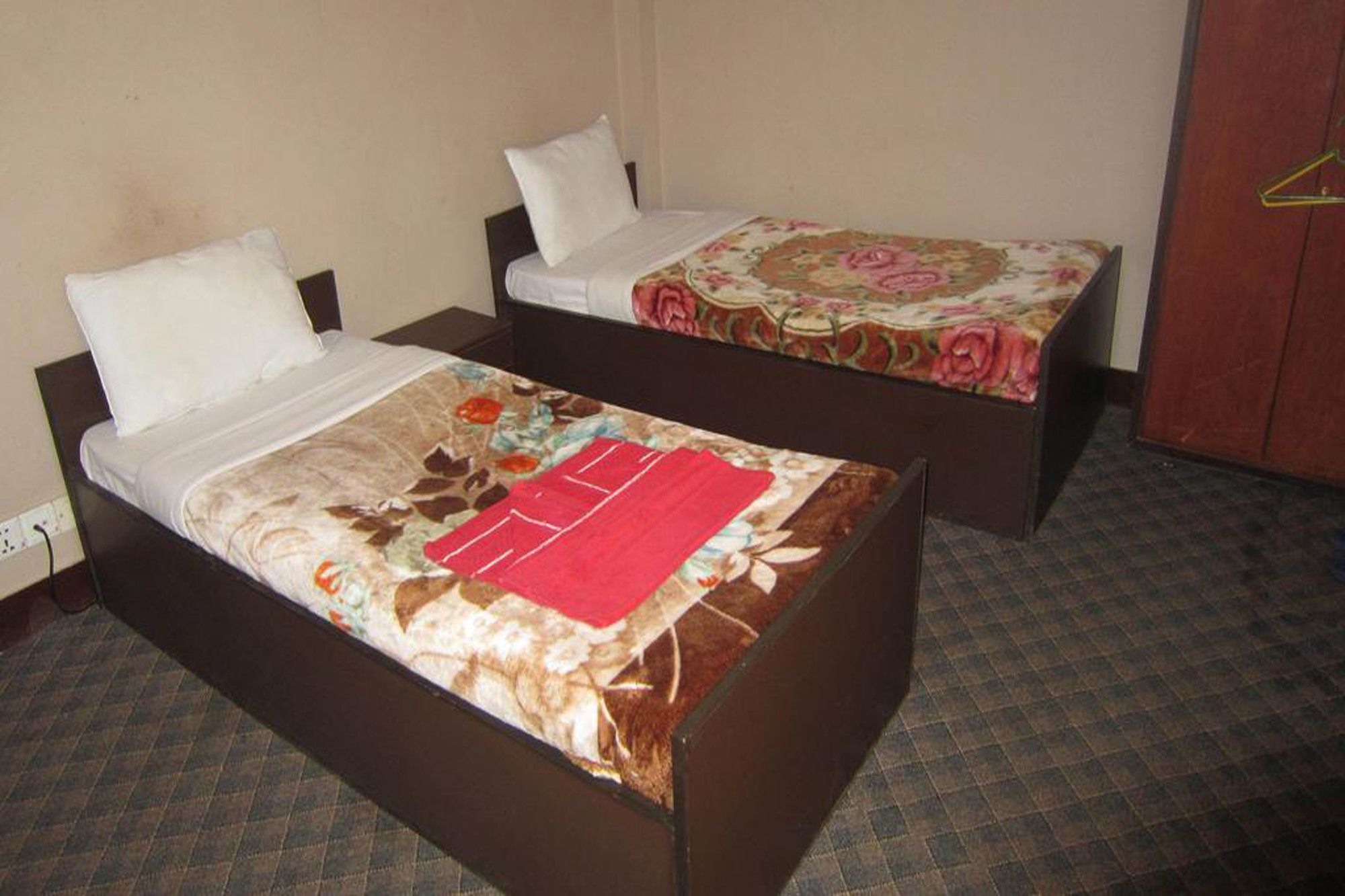 Hotel Aagaman Katmandu Dış mekan fotoğraf